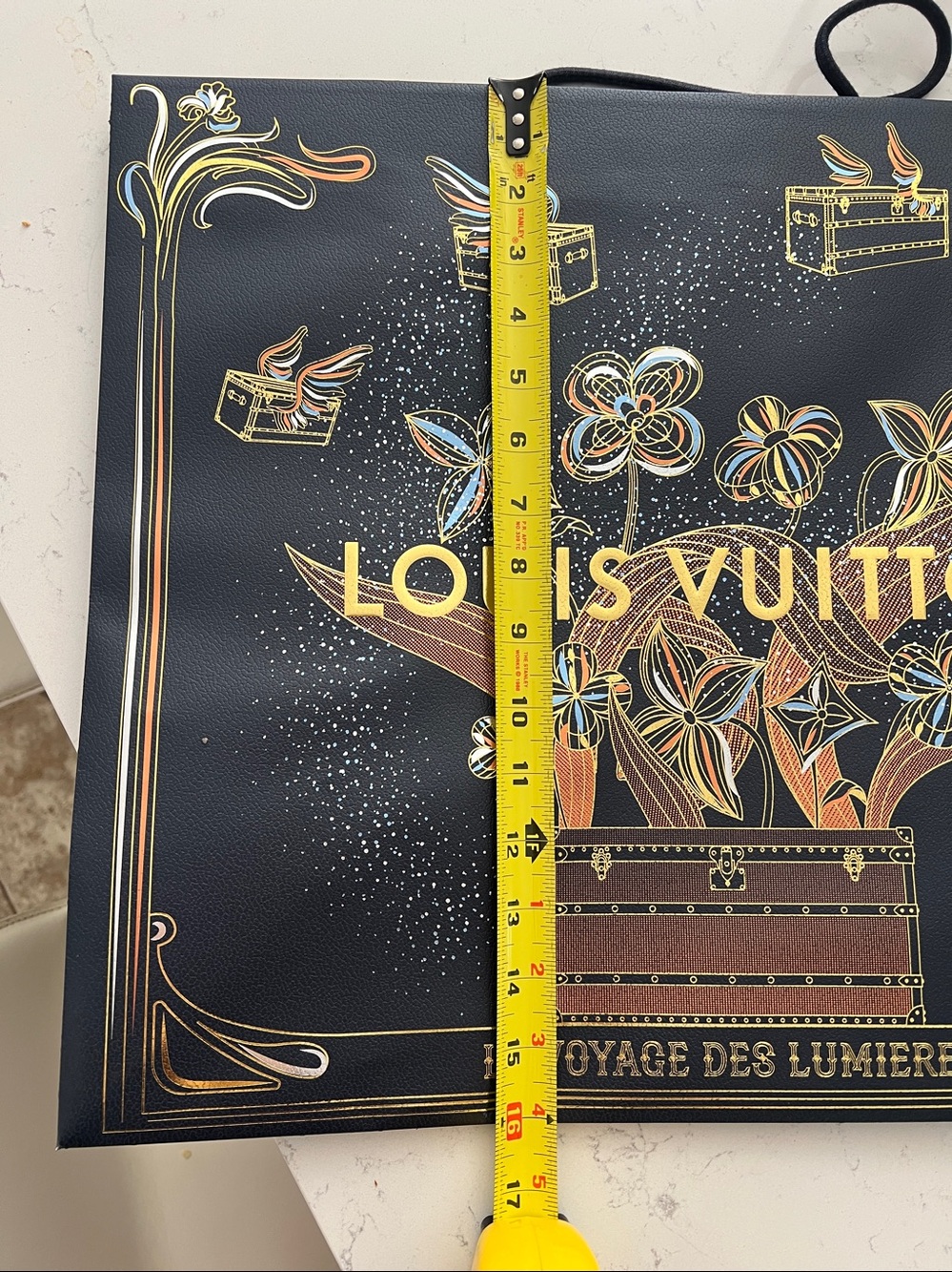 Louis Vuitton Shopping Bags - Picture 13 of 16
